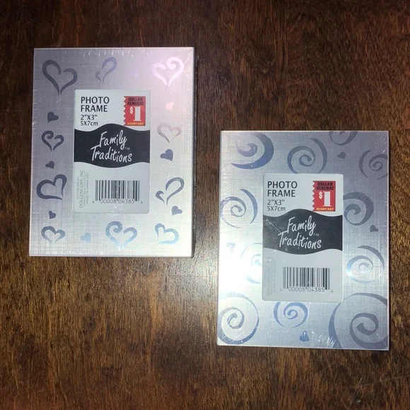 Photo frame 2 x 3” set - Picture 3 of 8